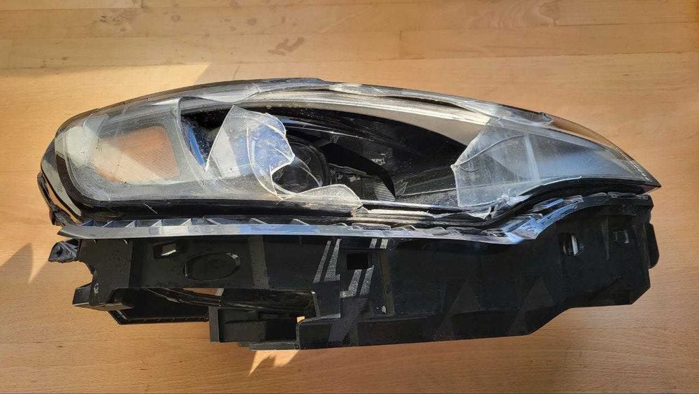 [ПІД РЕМОНТ, НА ЗАПЧАСТИНИ] Фара права Jeep Cherokee KL 2019 - 2022