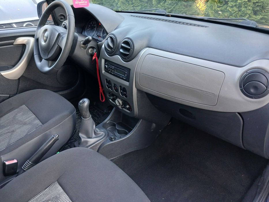 Dacia Sandero 2012