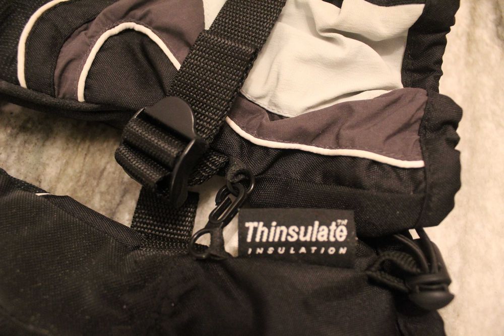 Luvas de inverno da marca Maya Maya com isolamento Thinsulate