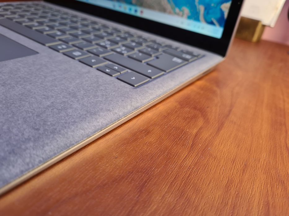 Microsoft Surface Laptop 4 8/512 2k