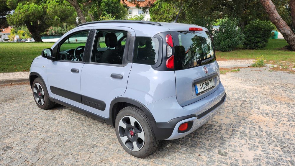 Fiat Panda City Cross Hybrid como NOVO