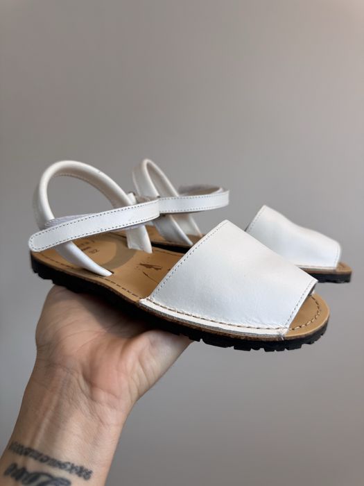 Босоножки туфли белые кожаные