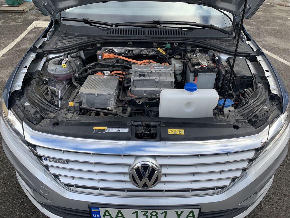 Установка автономного отопителя на Volkswagen e-Lavida