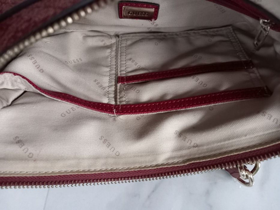 Torebka Guess w logo