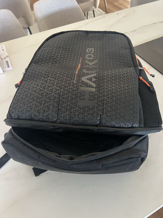Mala de padel com protecao termica para raquete