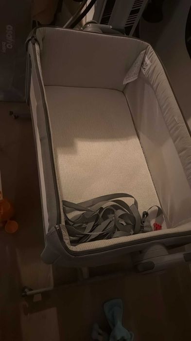 Berço Chicco Next2Me / Bedside Crib - Grey / Cinzento