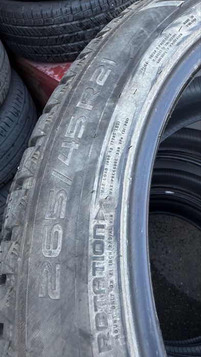 265/45/21 Nokian Hakkapeliitta  10