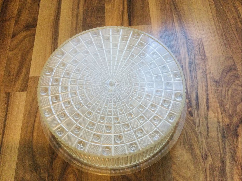 Тортовниця практично нова