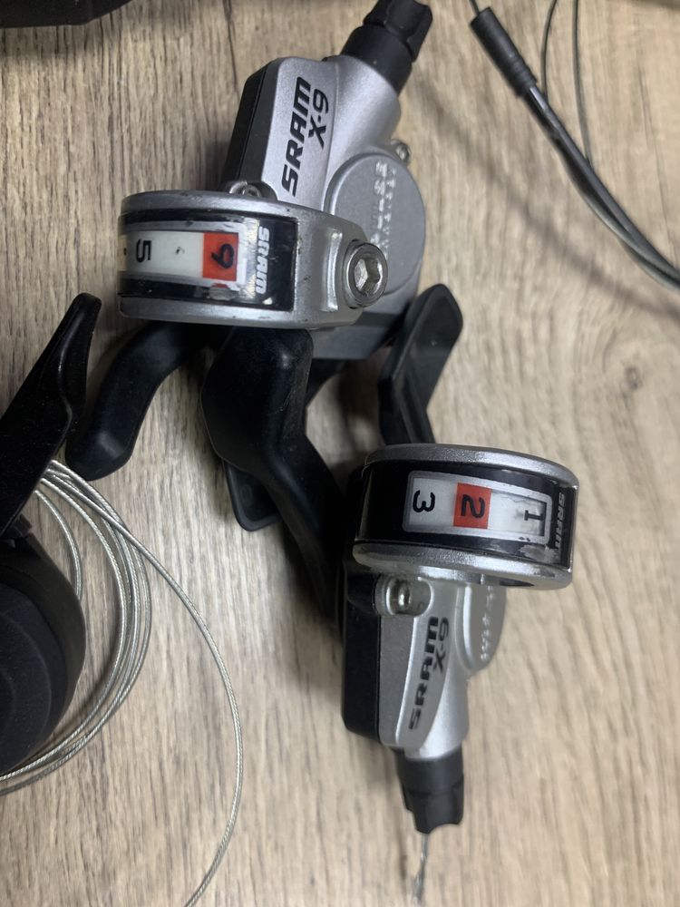Манетки велосипедные, новые и бу, фара, динамка shimano: 250 грн ...