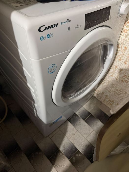 Maquina de secar roupa seminova
