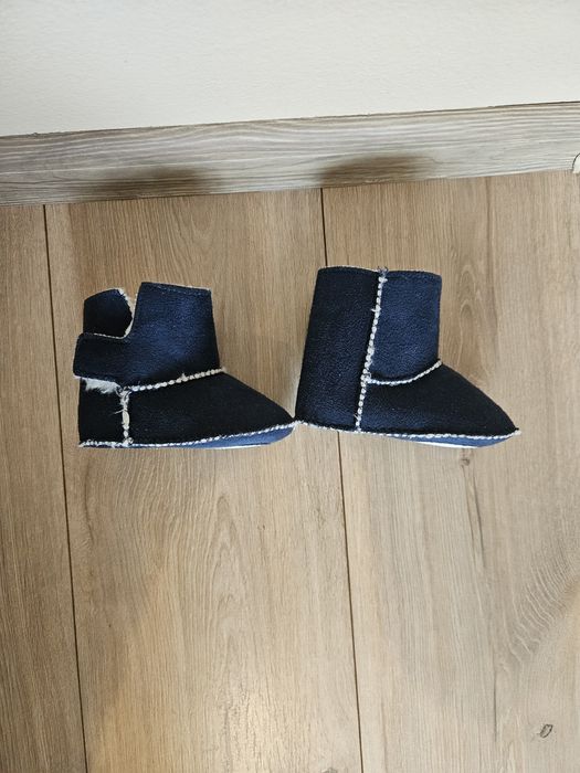 Buty niechodki botki niemowlęce ocieplane futerkiem 6-12m 12cm 18-19