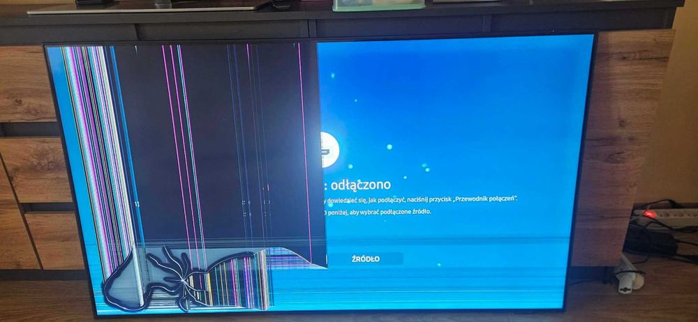 TV Samsung 65cali pęknięta szybka