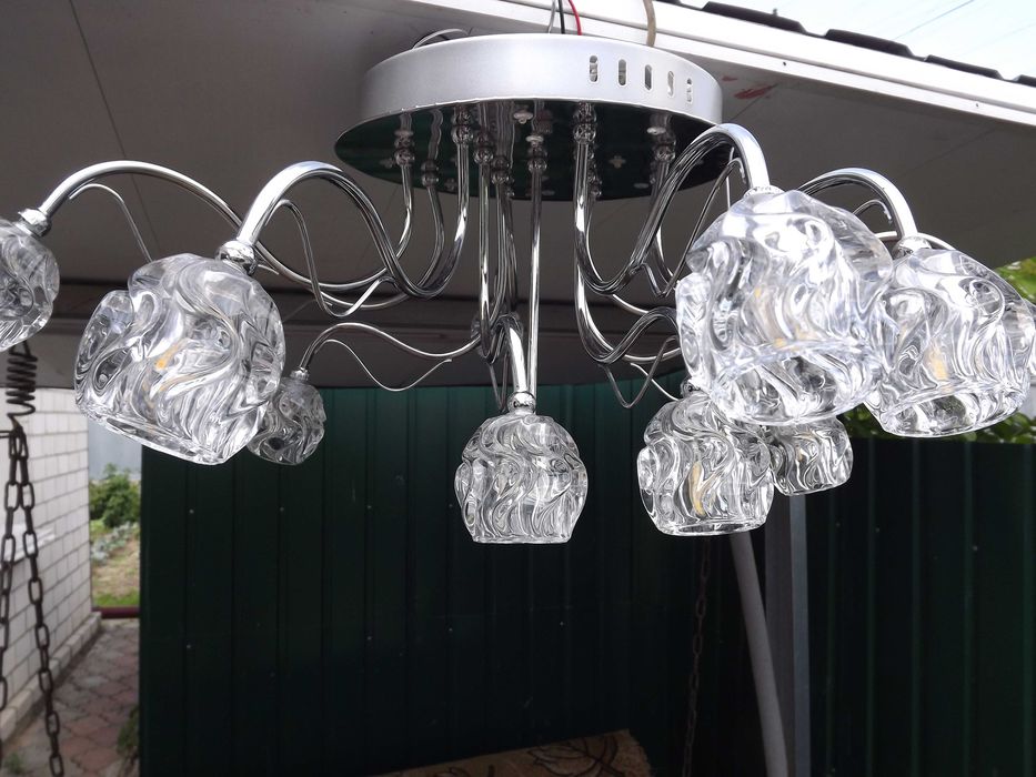 Люстра стельова 13 плафонів 3 режимиЛЕД освітлення.