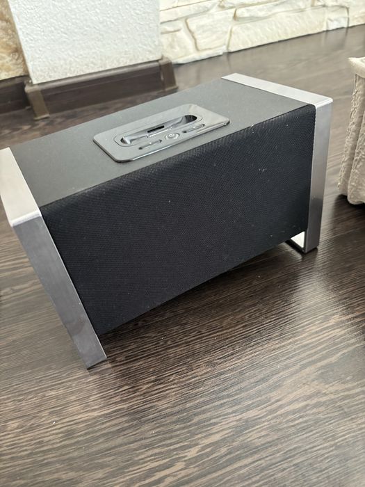 Док-станція для ipod з акустичною системою 2.1