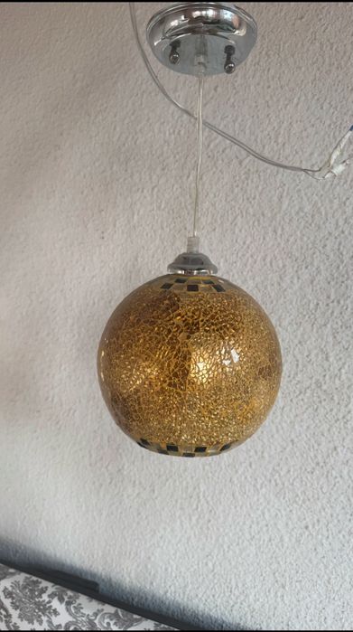 Підвісна люстра бите скло