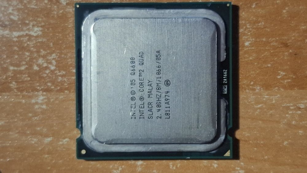 Комплект на 775 сокете, Core2Quad Q6600, 4гб