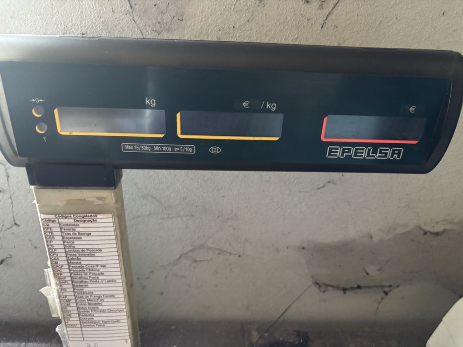 Balanca e maquina registadora eletronica