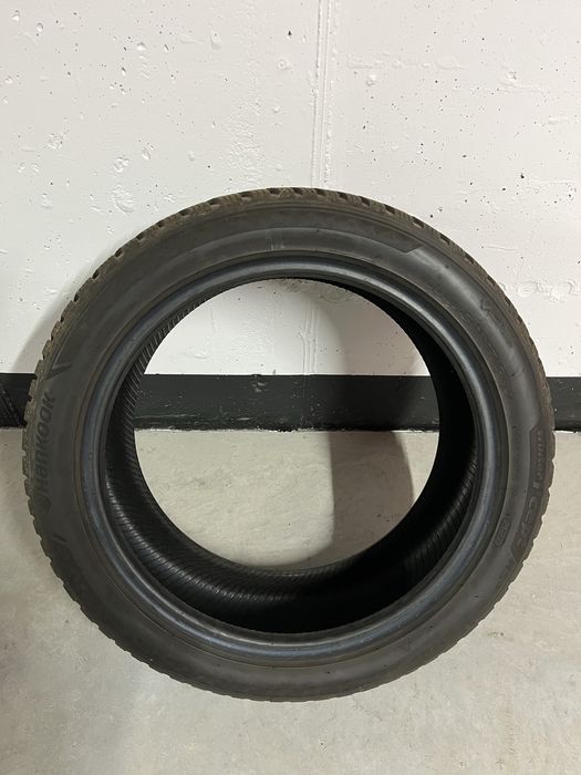 Opona zimowa 205/50 R17 Hancook