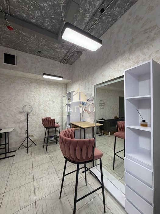 Продаж комерційного приміщення в центральній частині міста