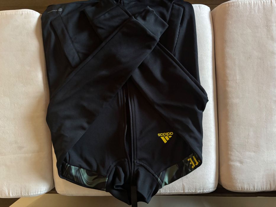 Komplet dresowy Adidas 152 cm