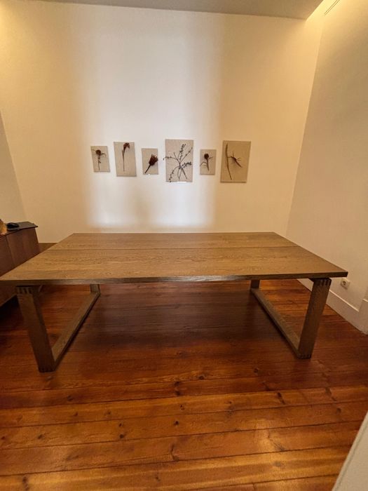 IKEA brand new oak dining table 220×100 (seats 6–8)