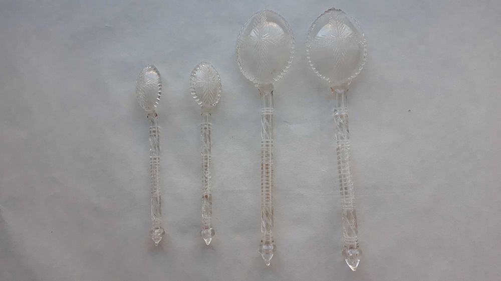 Хрустальные красивые ложки ссср ручной работы хрусталь 4 штуки
