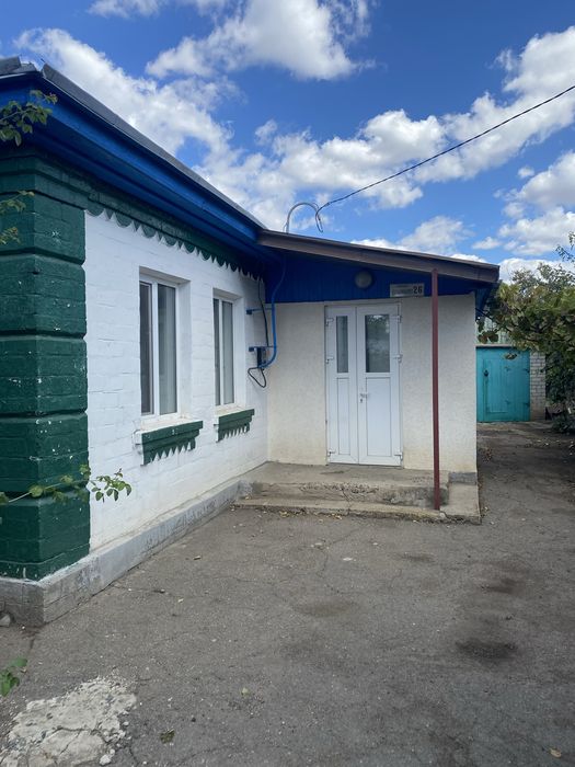 Продам будинок по вулиці Кропивницького 26