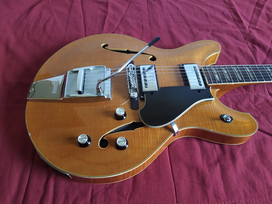 Gitara jazzowa YAMAHA