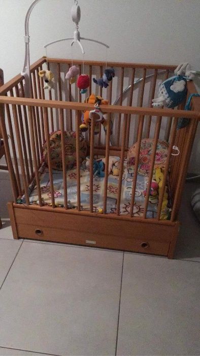 BABY BOX em madeira (como nova )