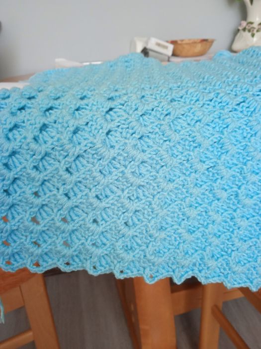 Kocyk dla niemowlaka z włóczki akrylowej