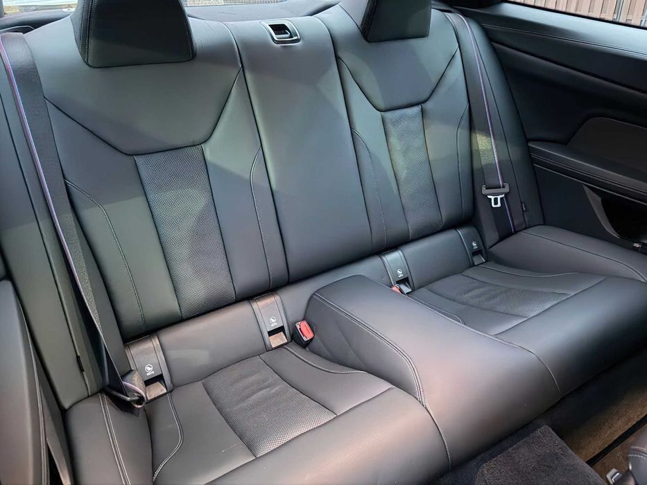 BMW M4 Competition      2021