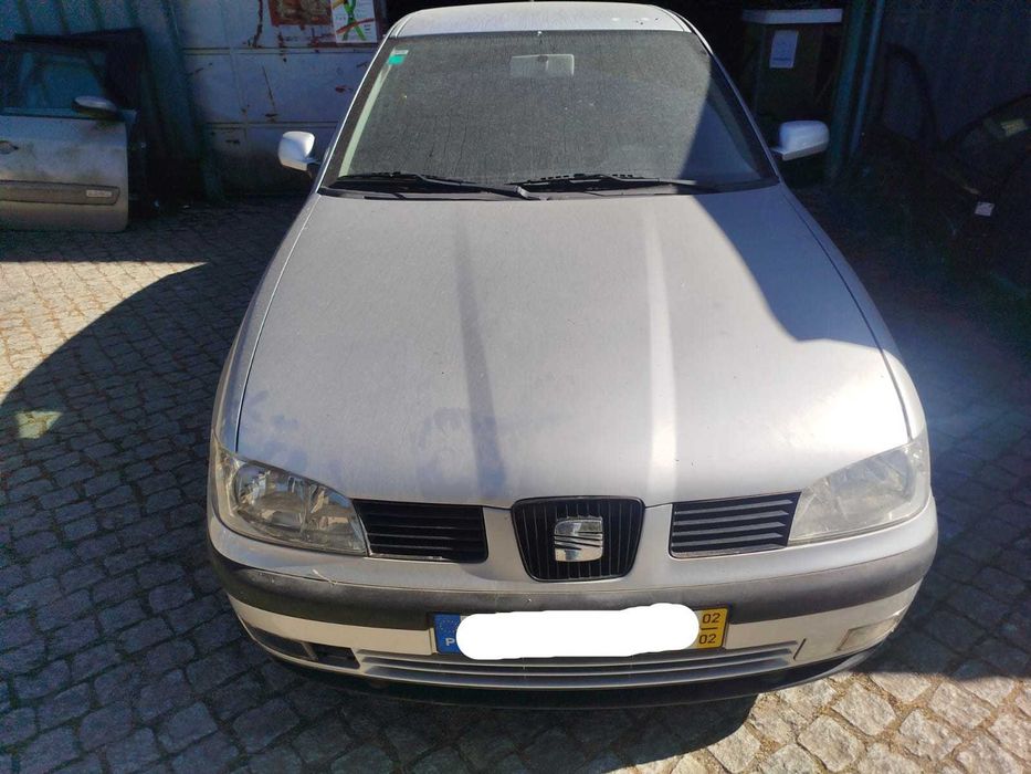 Para peças Seat Ibiza 1.4I 16V ano 2002