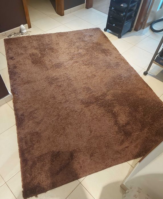 Carpete castanha, 2.30 x 1,61