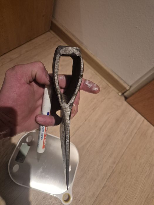 Австрійська Сокира