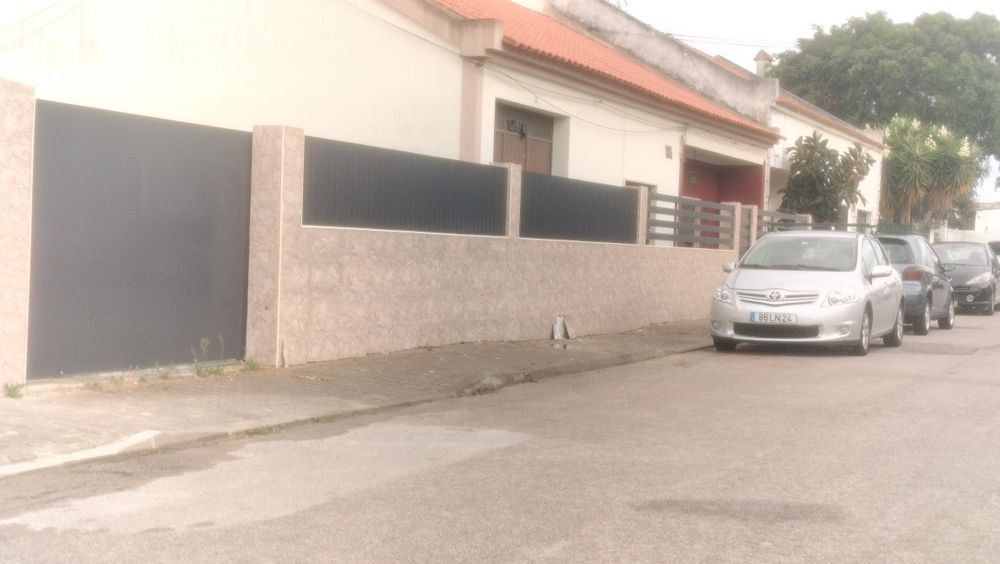 Trabalho de serralharia e montagem