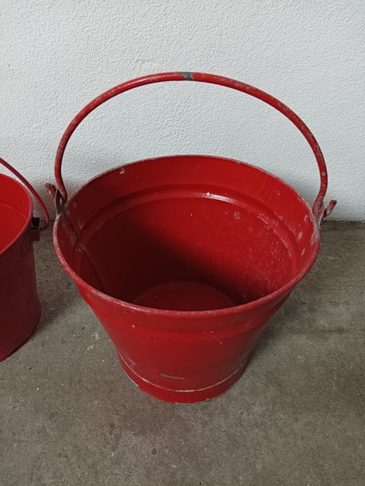 Baldes industriais metal