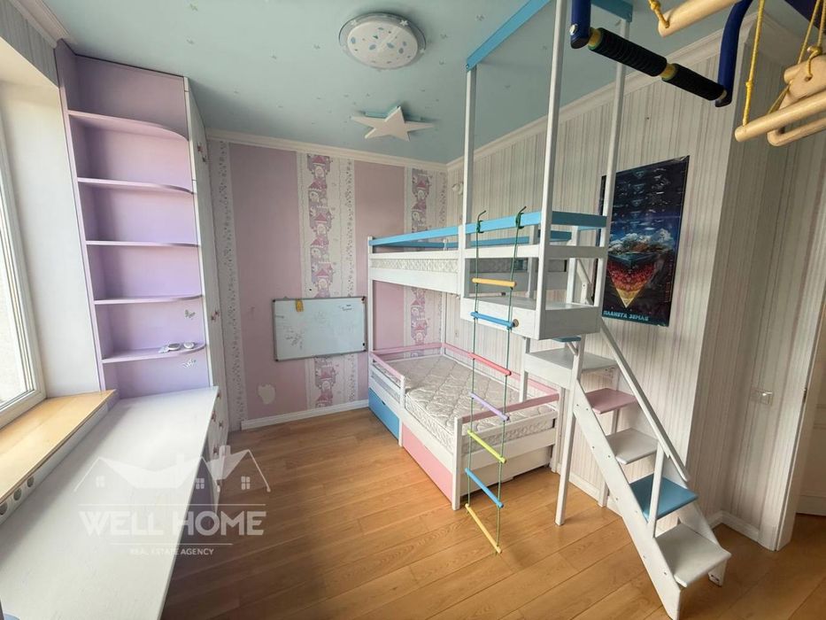 Продаж 3к квартири, провул.  Квітковий, 2а ЖК Квітневий - Вишгород
