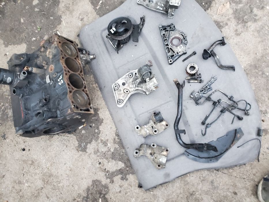 Мотор по запчастинам пежо 605 2.1 дізель