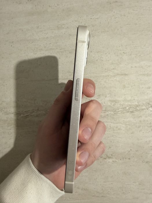 iPhone 13 128GB Biały