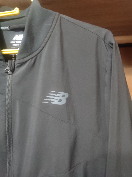 продам спортивную кофту