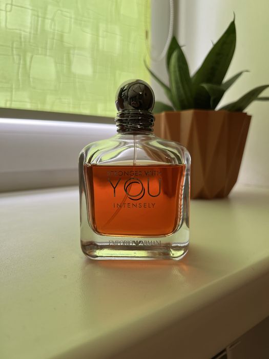 Продам духі Stronger With You Intensely