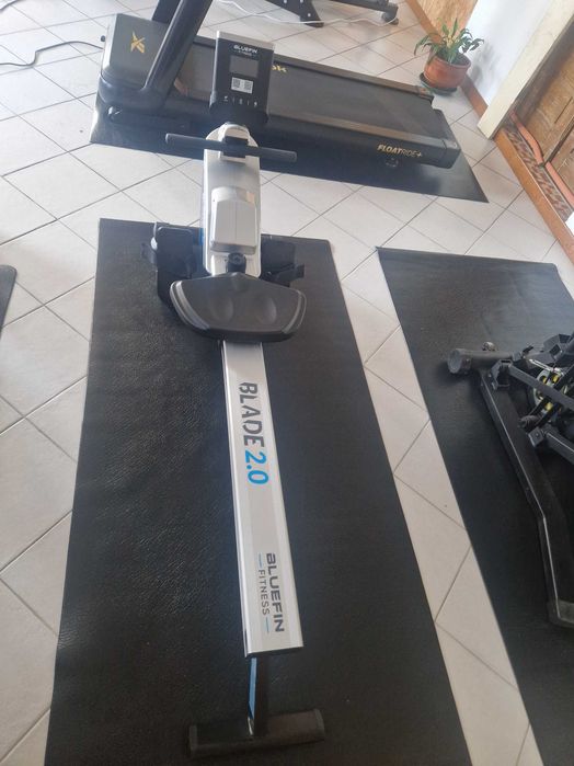 Máquina de Remo Bluefin Fitness Blade 2.0