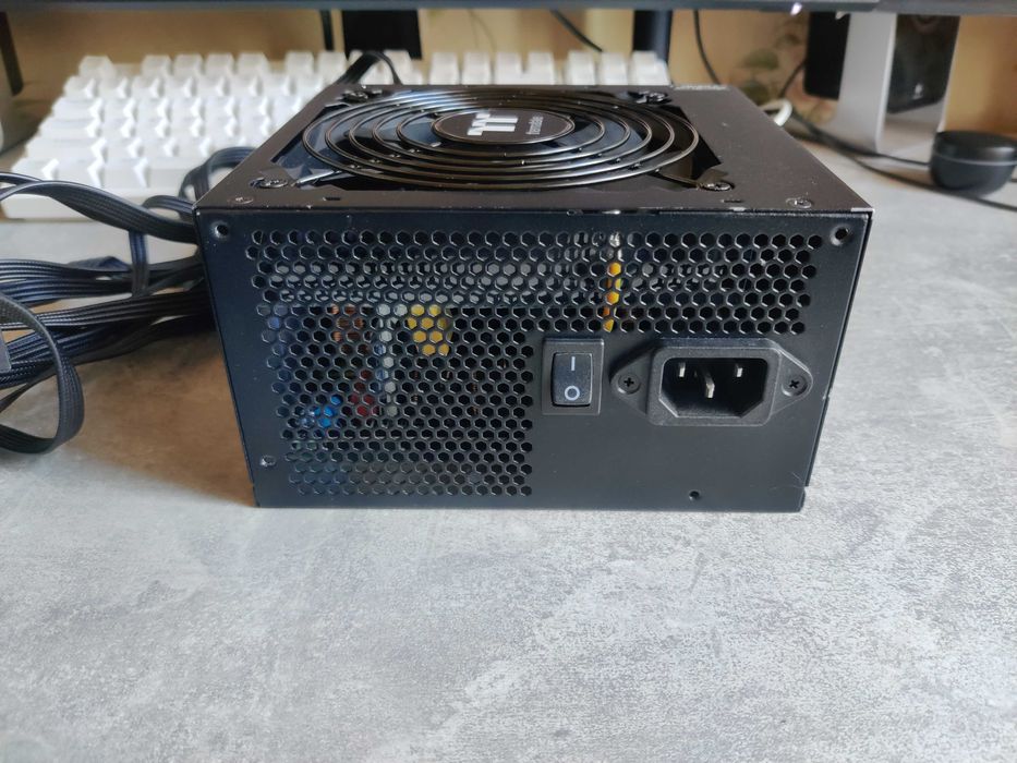Thermaltake Hamburg 650W Блок живлення (ATX 3.1, перевірений)