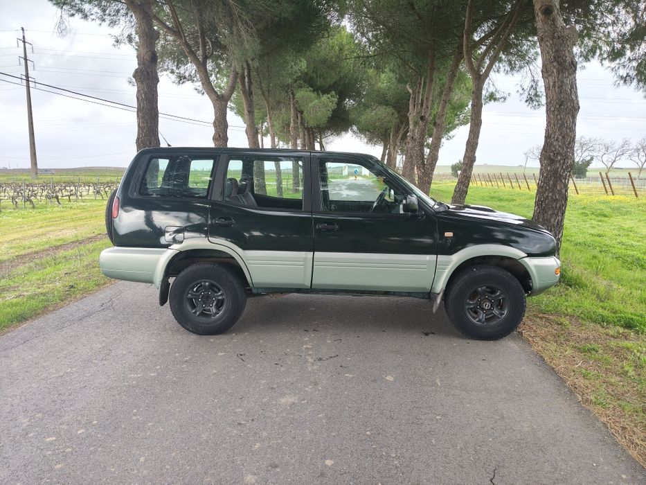 Nissan Terrano 2