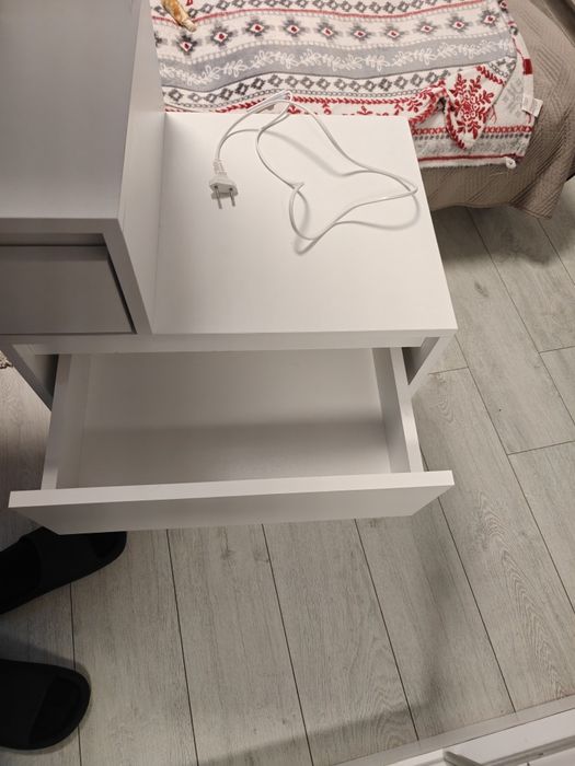 Sprzedam toaletkę nowa