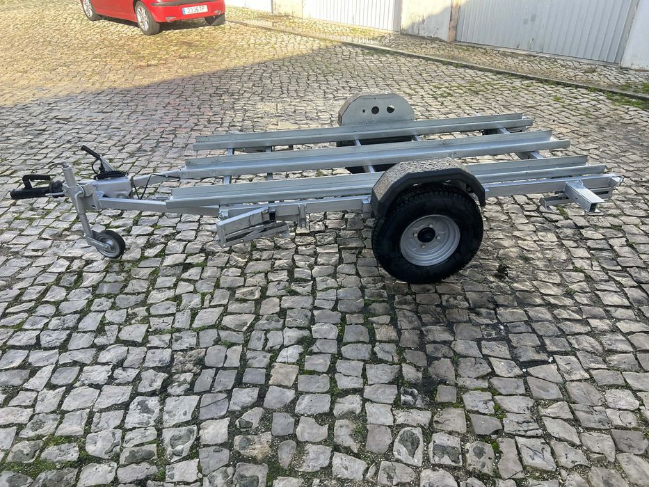 Atrelados Reboques Motas