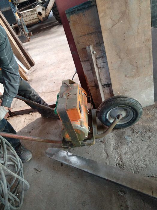 Przetwornica wibrator 3 gniazda WEBER