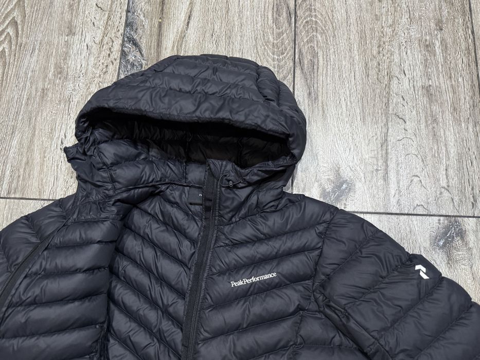 Damska Kurtka Puchowa PEAK PERFORMANCE Frost PERTEX Microlight Puch M