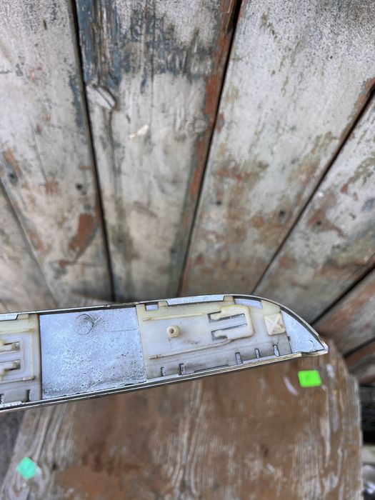 Молдинг решетки Skoda Yeti шкода йети хромовая накладка