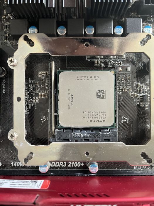 Procesor AMD FX 8350 + ASRock  990fx Extreme3 + 8gb ram